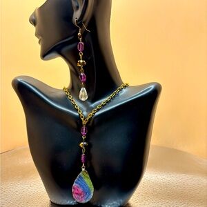 Gorgeous handcrafted rainbow druzy stone necklace on a 18” gold tone chain